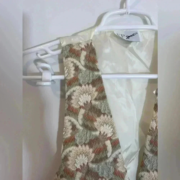 VINTAGE STYLE VEST - Picture 5 of 14